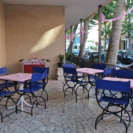 Hotel Zaghini Rimini Ngoại thất bức ảnh
